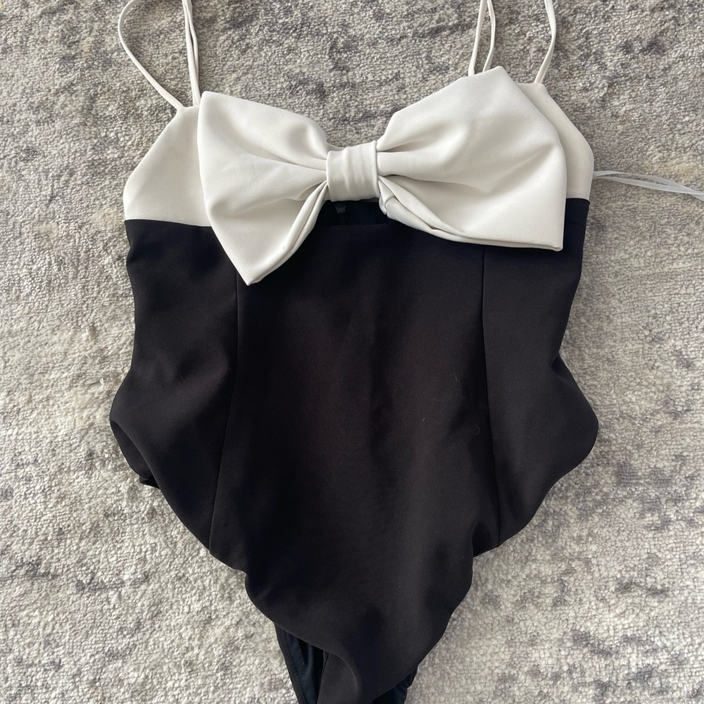 Zara Black and White Bow Bodysuit